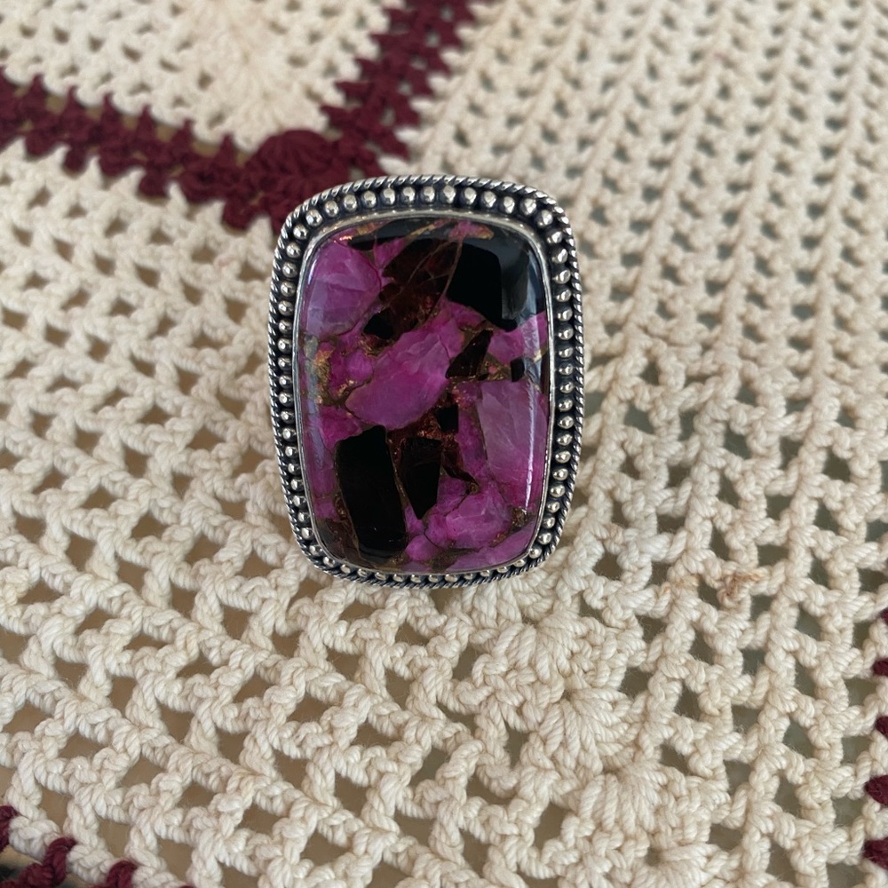 Pink/black sized ring